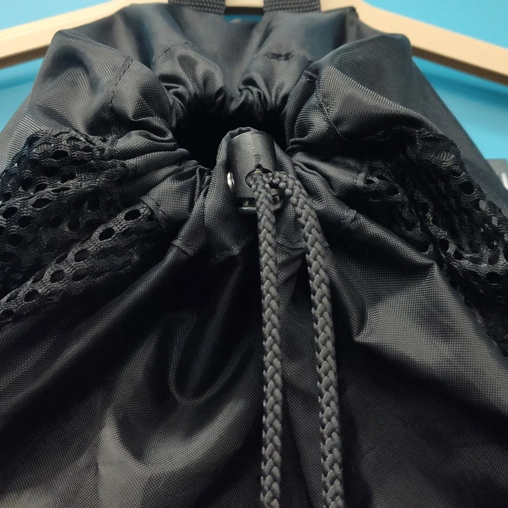 Speedo Black Mesh Drawstring Backpack - Picture 3 of 7